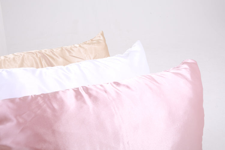 o so curly satin pillowcase bonnet close up